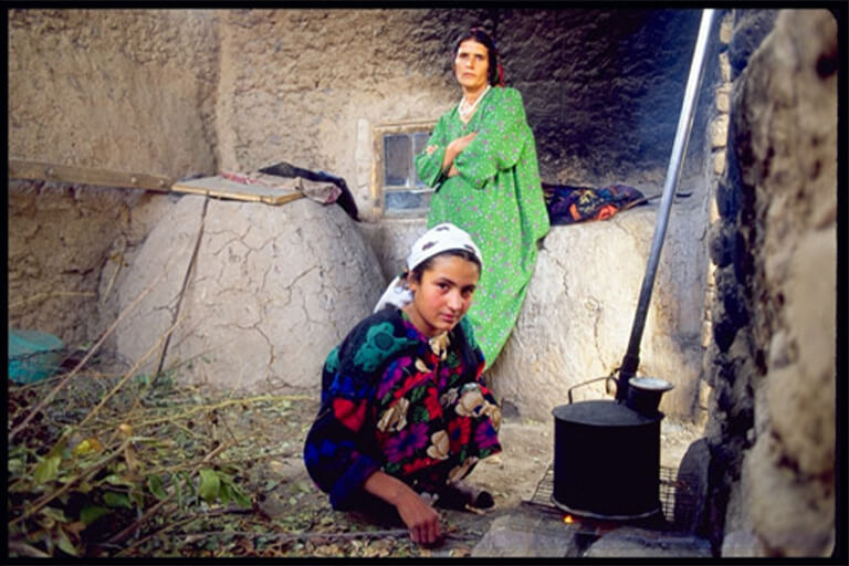 People cooking.